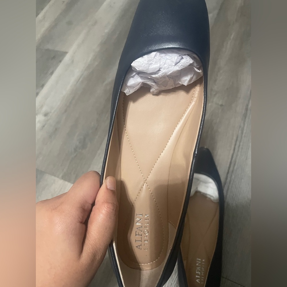 Alfani Women's Neptoon Square-Toe Flats NWOB size 9.5M - Picture 3 of 9